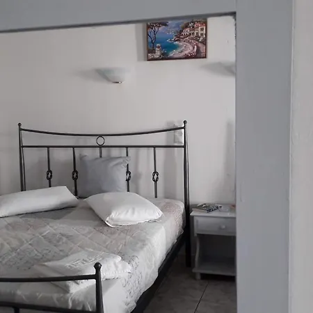 Akrogiali Apartment *