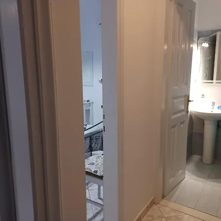 Akrogiali アパート